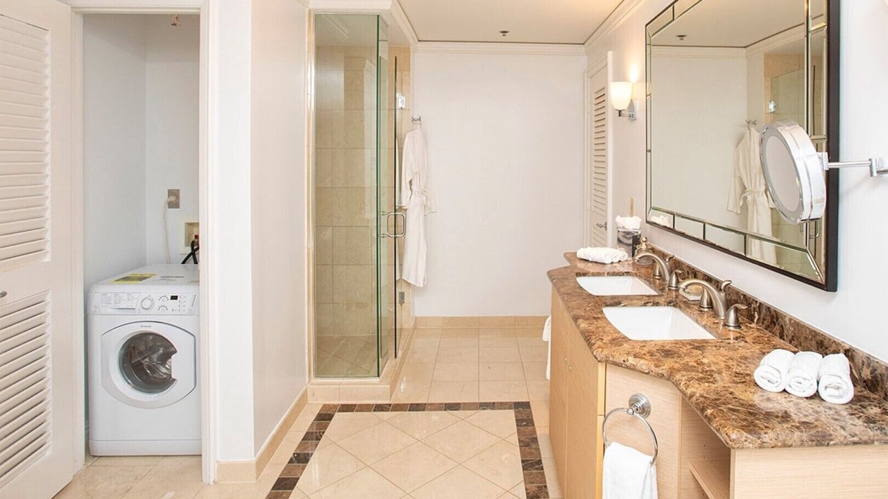 Photo of Bathroom in Key Biscayne