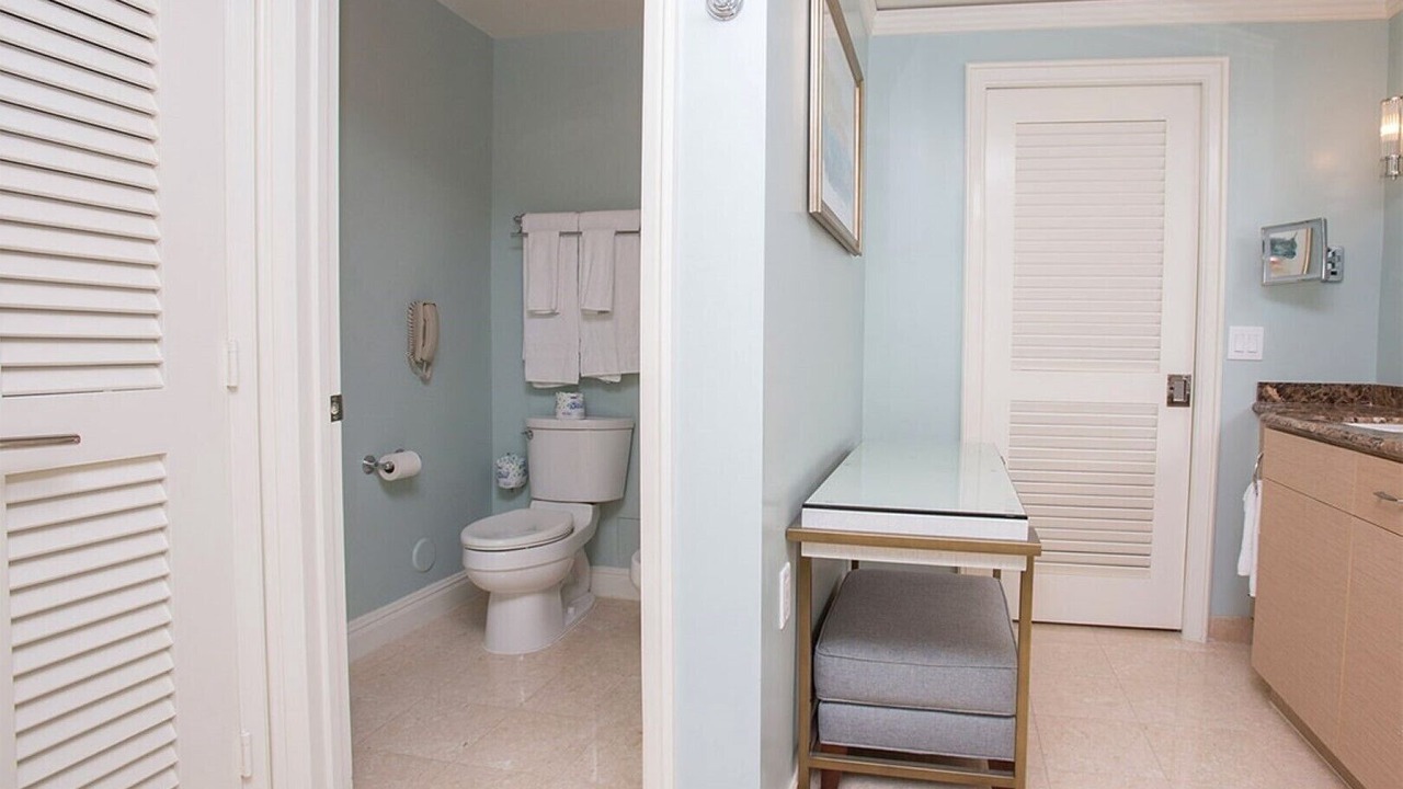 Photo of Bathroom in Key Biscayne