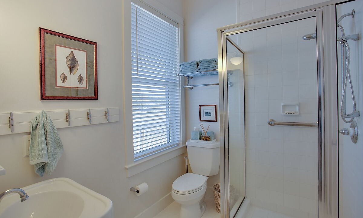Photo of Bathroom in East End