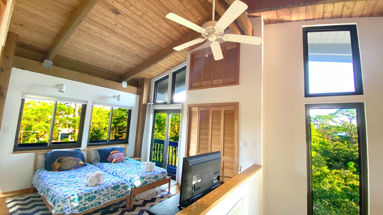 Photo of Bedroom in Sea Palm Village