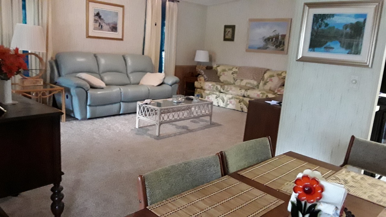 Photo of Livingroom in Barefoot Bay