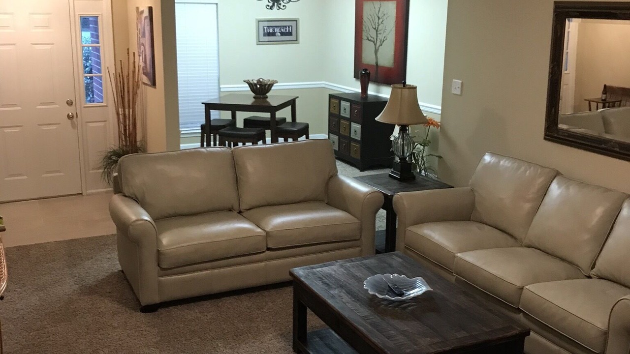 Photo of Livingroom in Foley