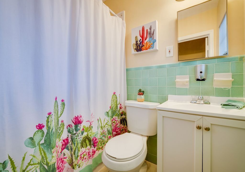 Photo of Bathroom in Edgewood