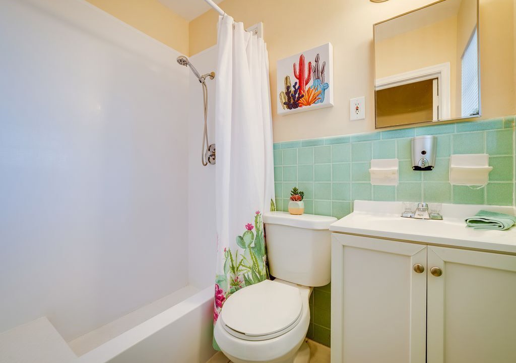 Photo of Bathroom in Edgewood