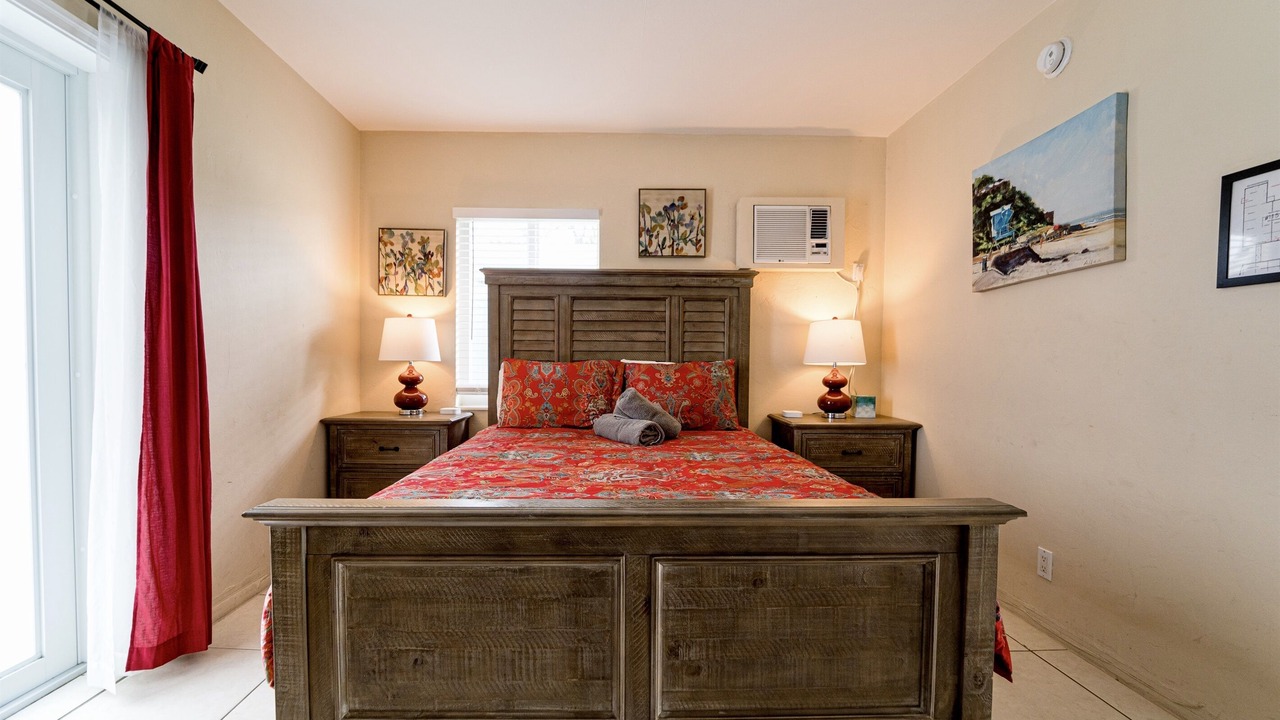 Photo of Bedroom in Edgewood