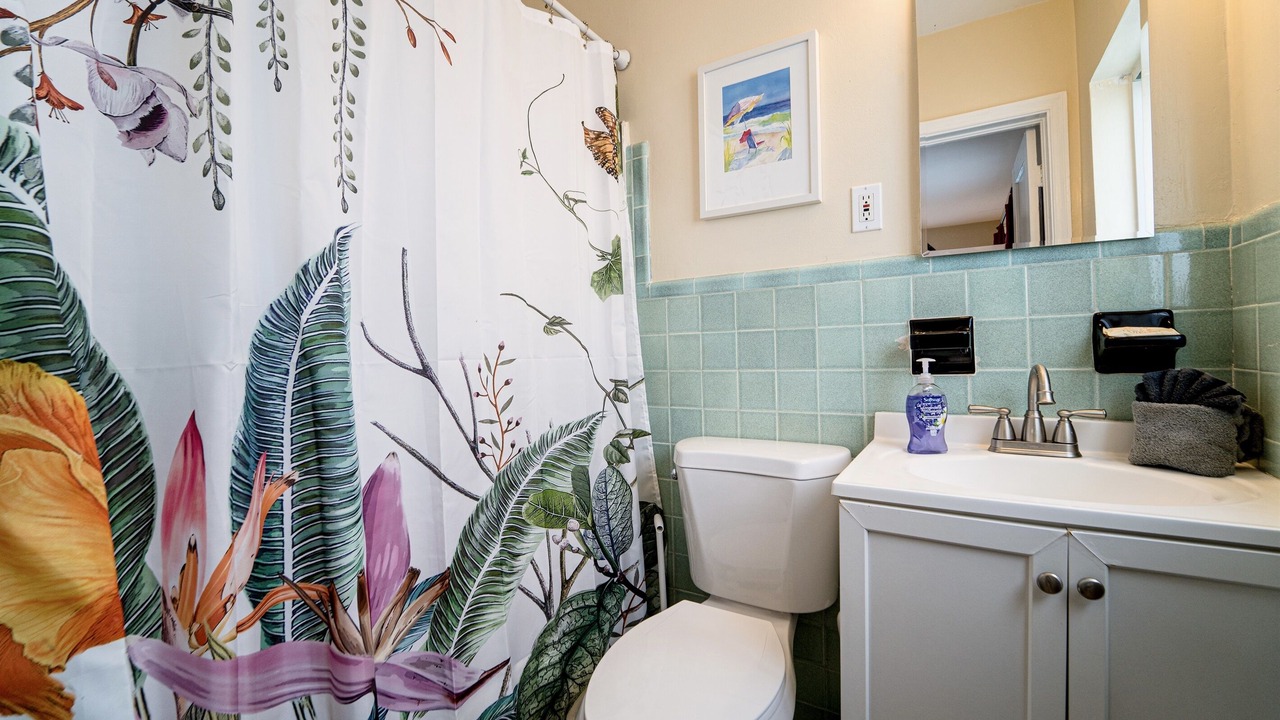 Photo of Bathroom in Edgewood
