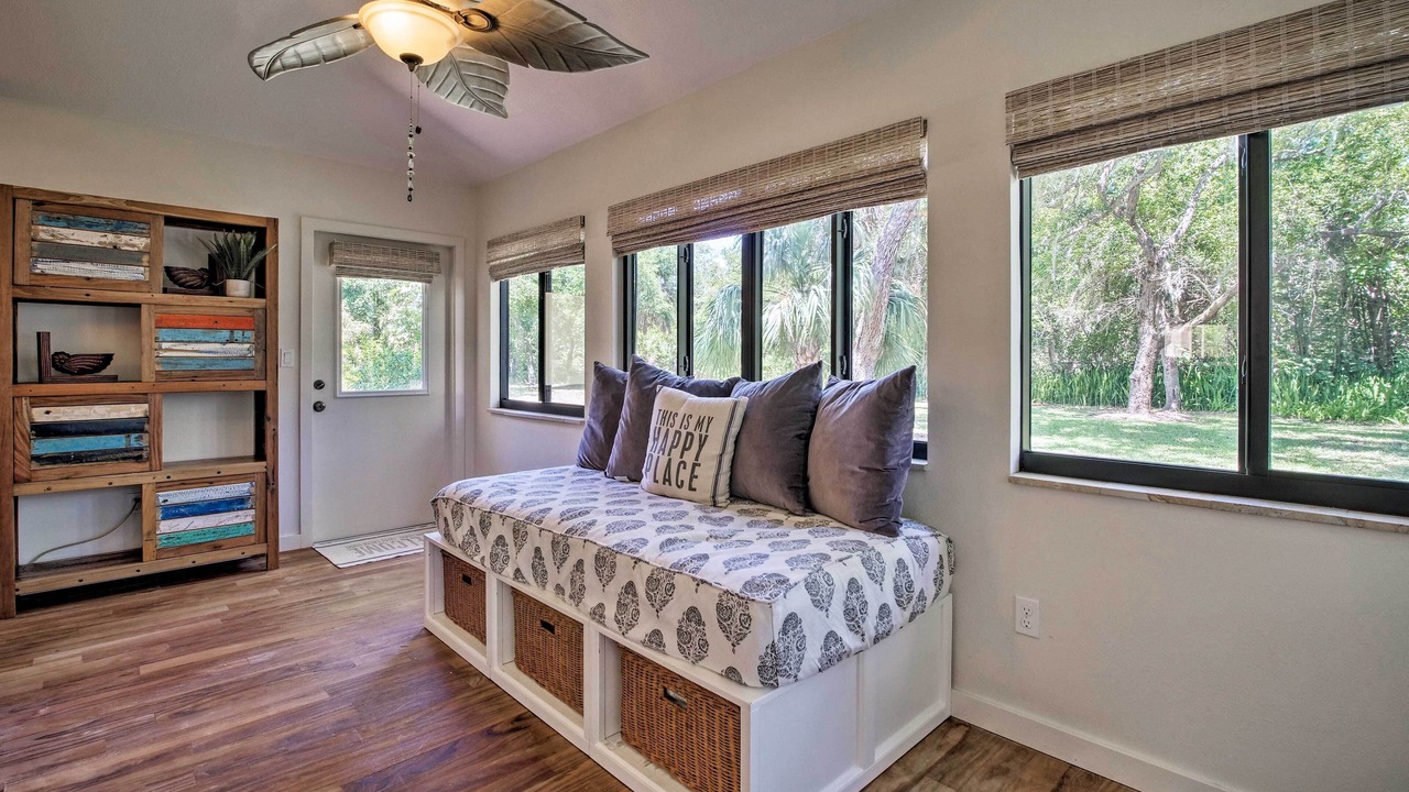 Photo of Bedroom in Tropic