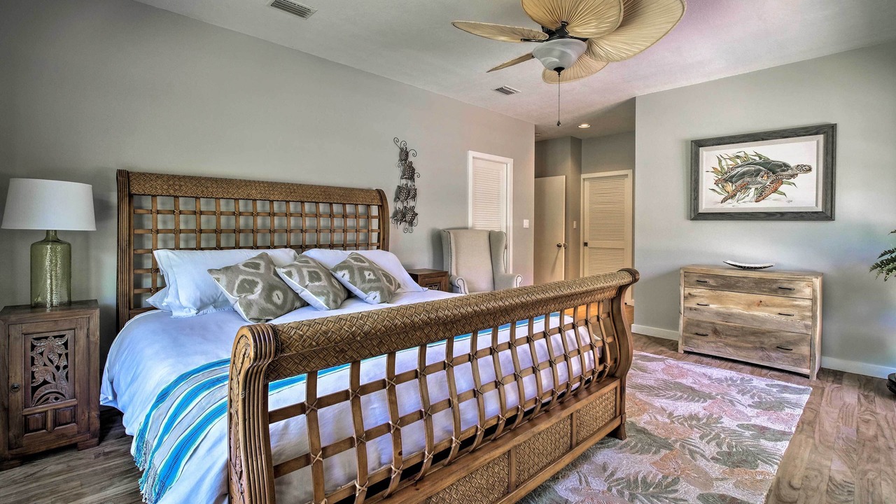 Photo of Bedroom in Tropic