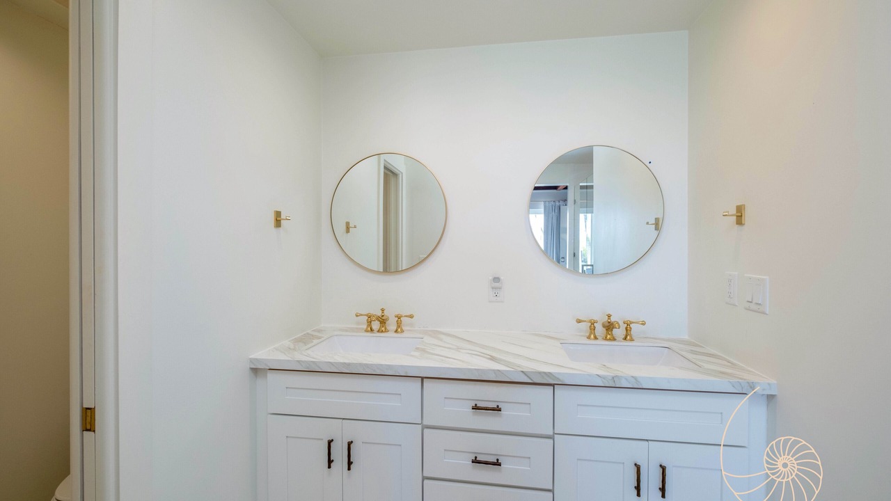 Photo of Bathroom in Islamorada