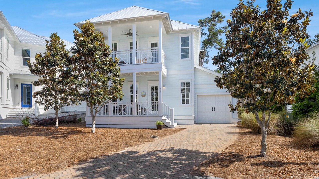 Photo of Outdoor in Lakeside at Blue Mountain Beach