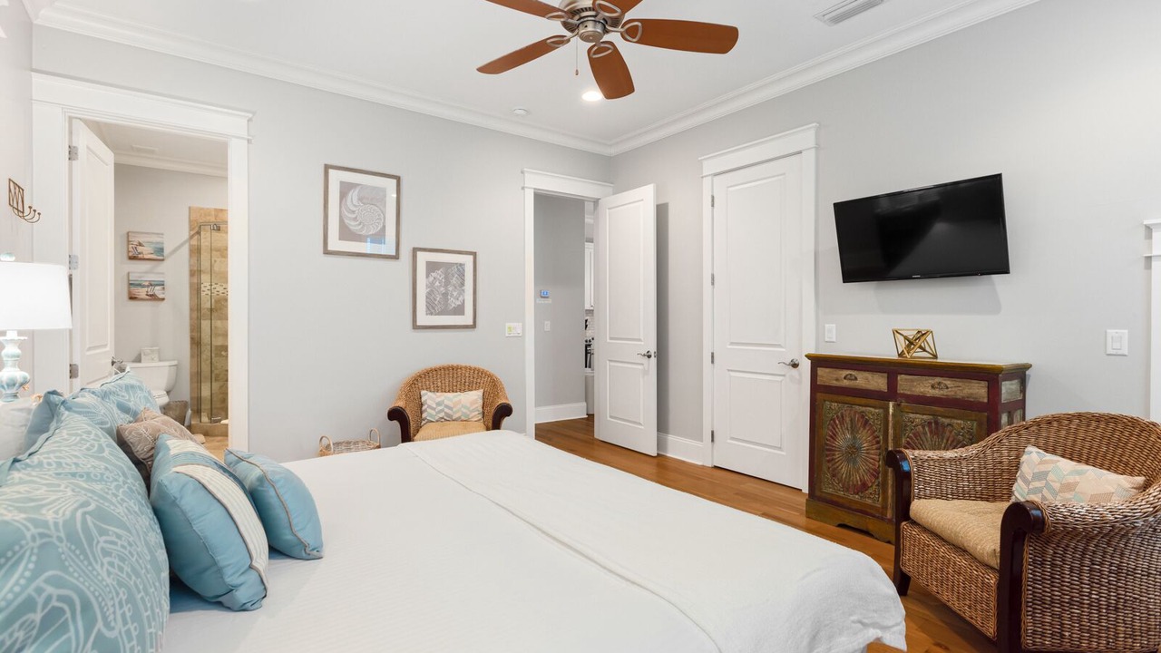 Photo of Bedroom in Lakeside at Blue Mountain Beach