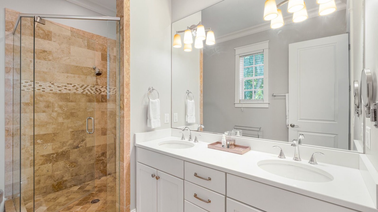 Photo of Bathroom in Lakeside at Blue Mountain Beach