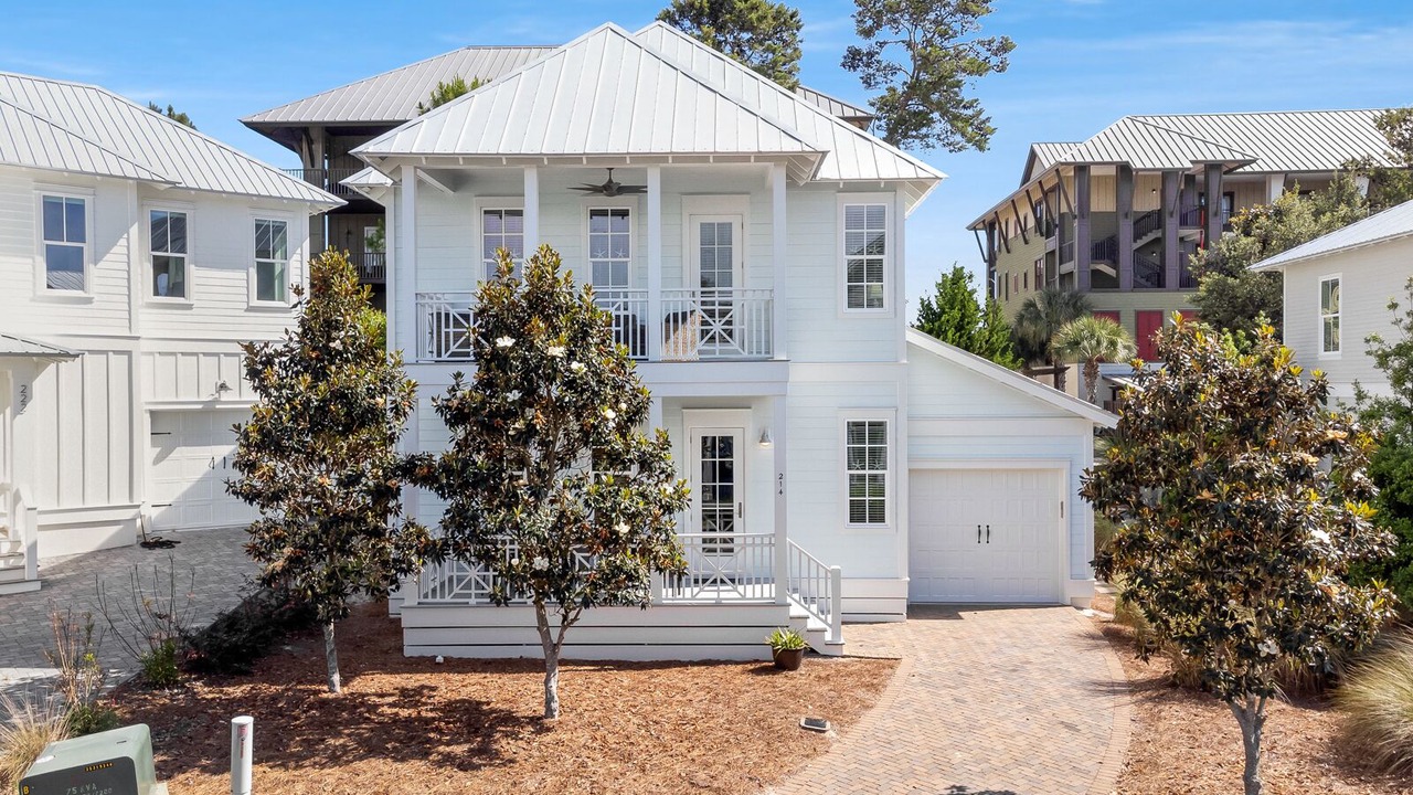 Photo of Outdoor in Lakeside at Blue Mountain Beach