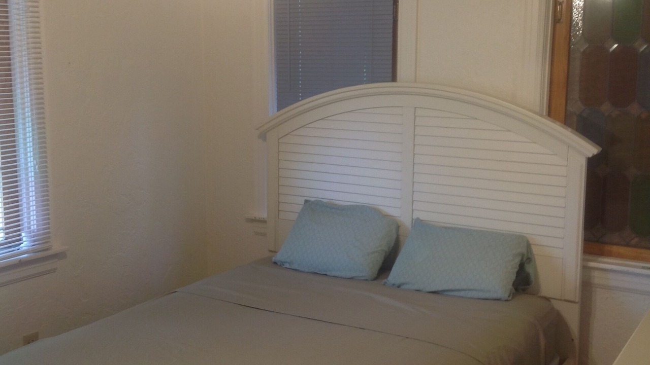 Photo of Bedroom in Historic Kenwood