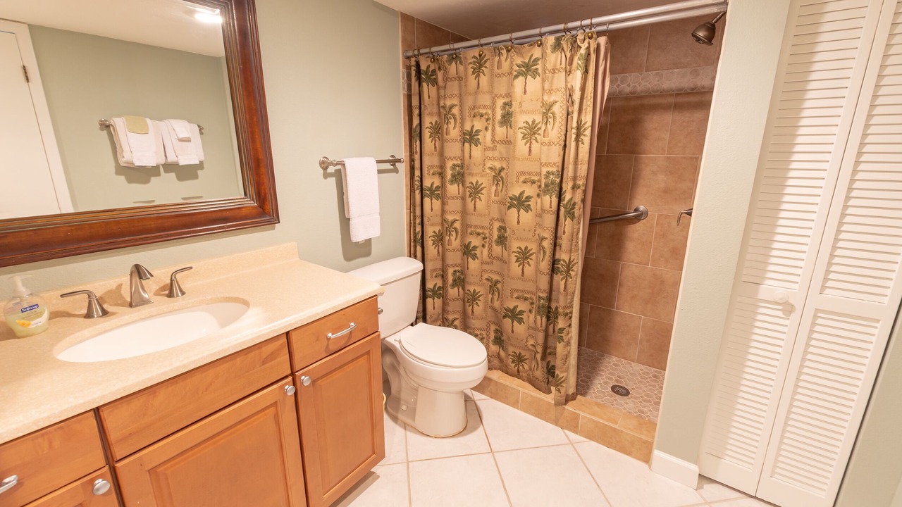 Photo of Bathroom in Indian Harbour Beach