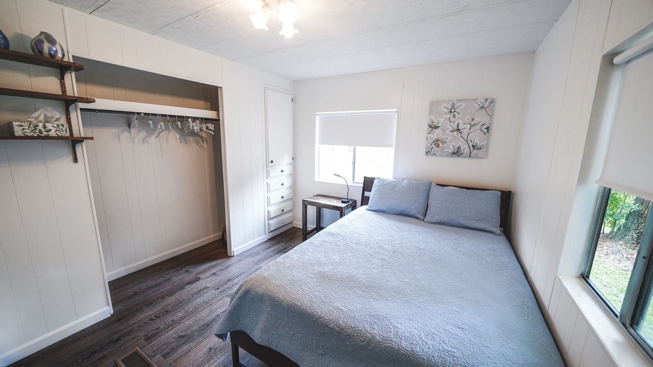 Photo of Bedroom in Dunnellon