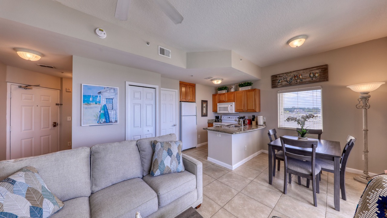 Photo of Livingroom in St. Petersburg - Clearwater