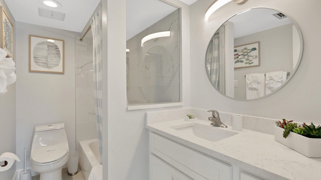 Photo of Bathroom in Avon By The Sea