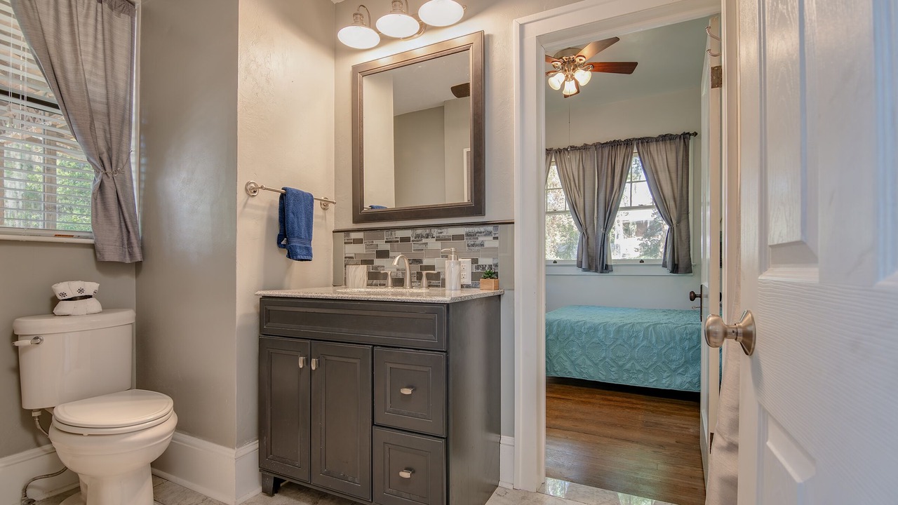 Photo of Bathroom in Duckpond