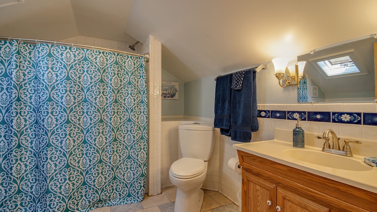 Photo of Bathroom in Duckpond