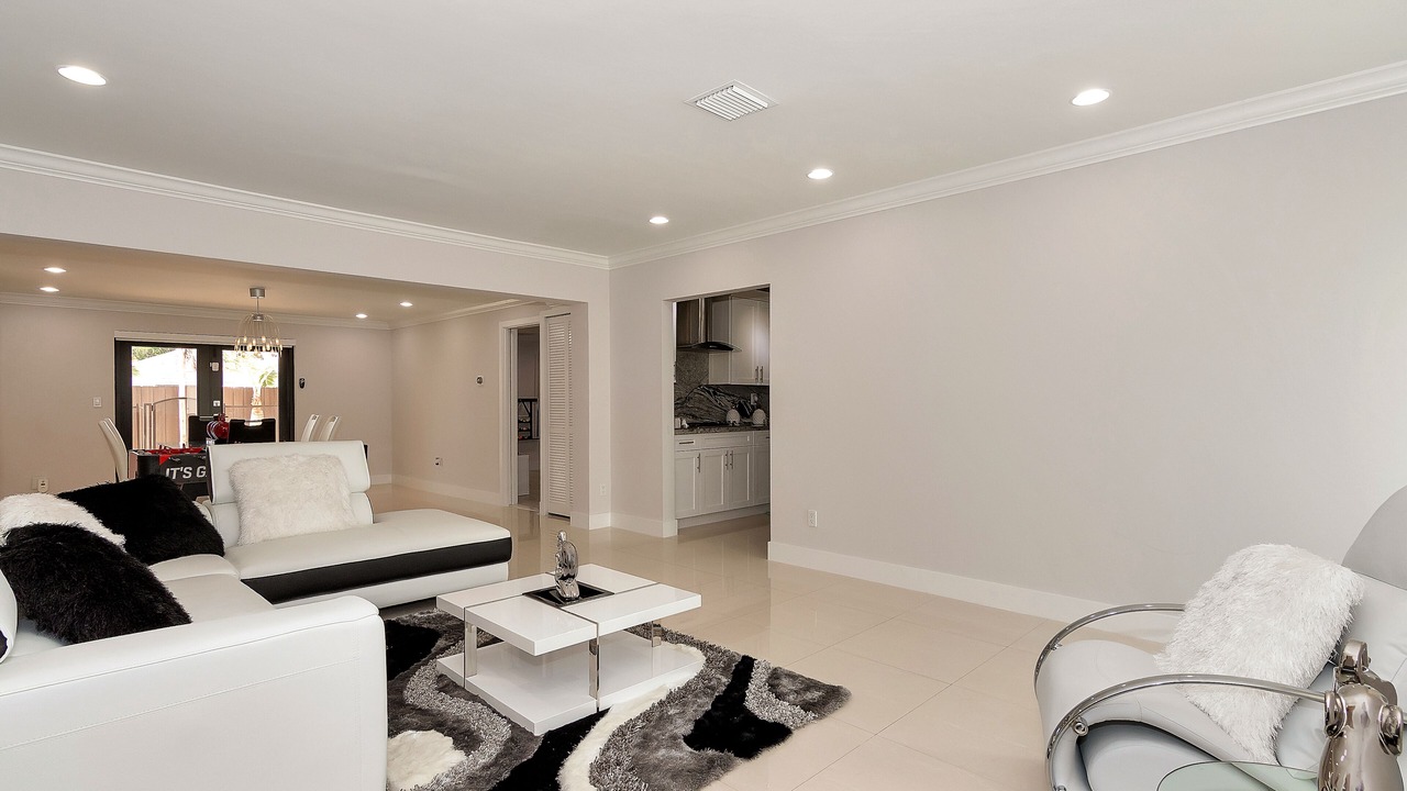 Photo of Livingroom in Cutler Bay