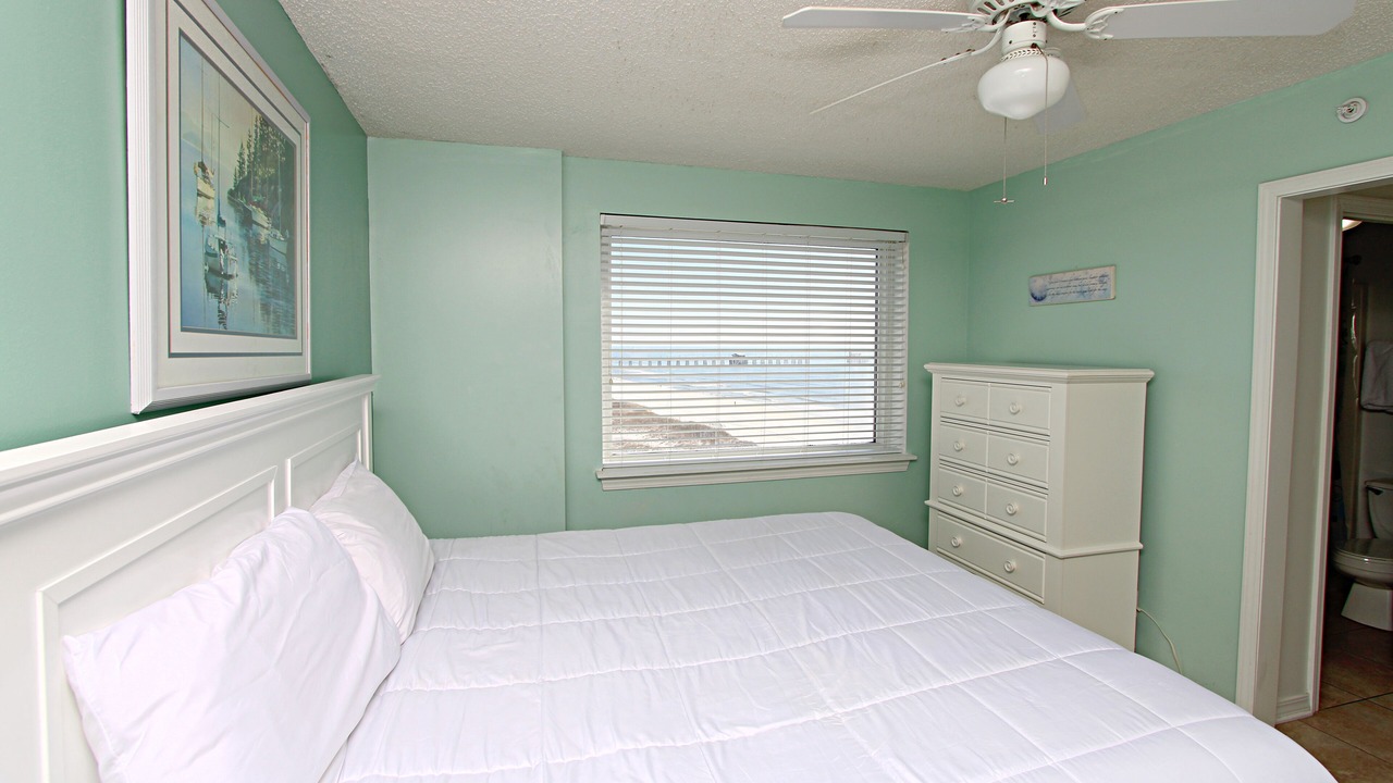 Photo of Bedroom in Ono Island