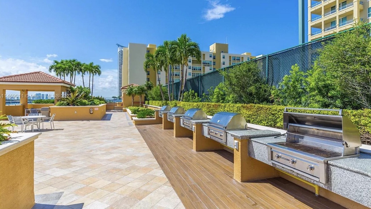 Photo of Outdoor in South Pointe