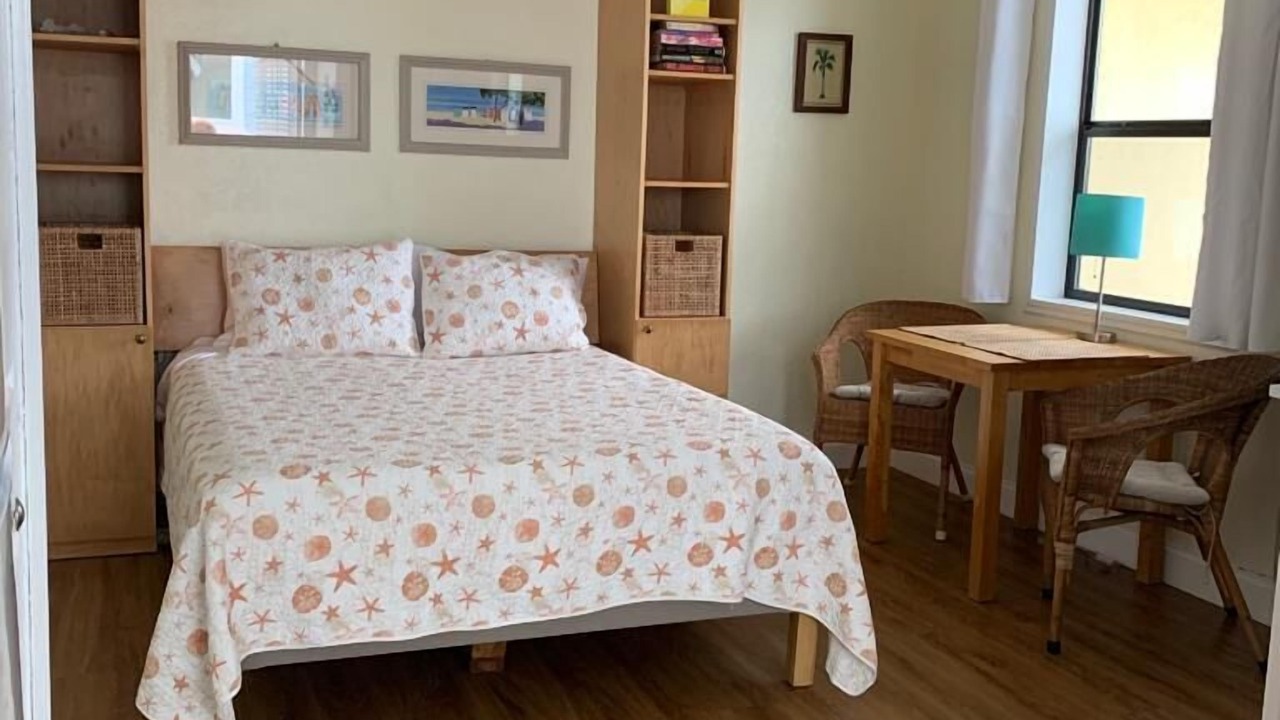 Photo of Bedroom in North Redington Beach