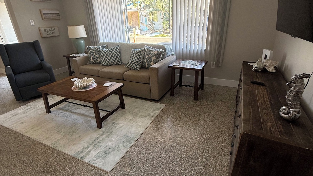 Photo of Livingroom in Redington Beach