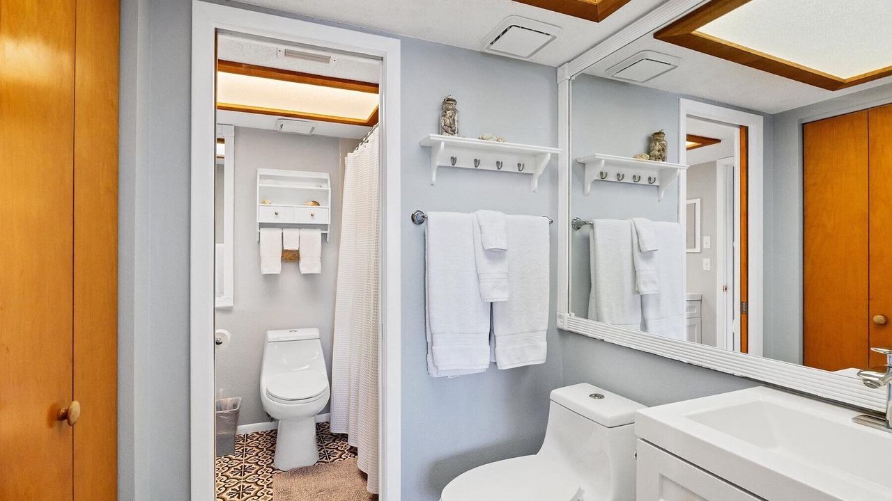 Photo of Bathroom in Cape Haze