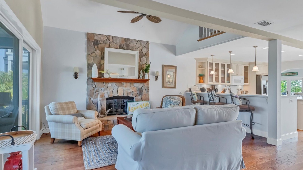 Photo of Livingroom in Cape Haze