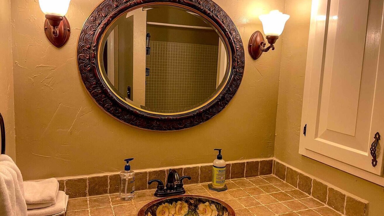 Photo of Bathroom in Montevallo