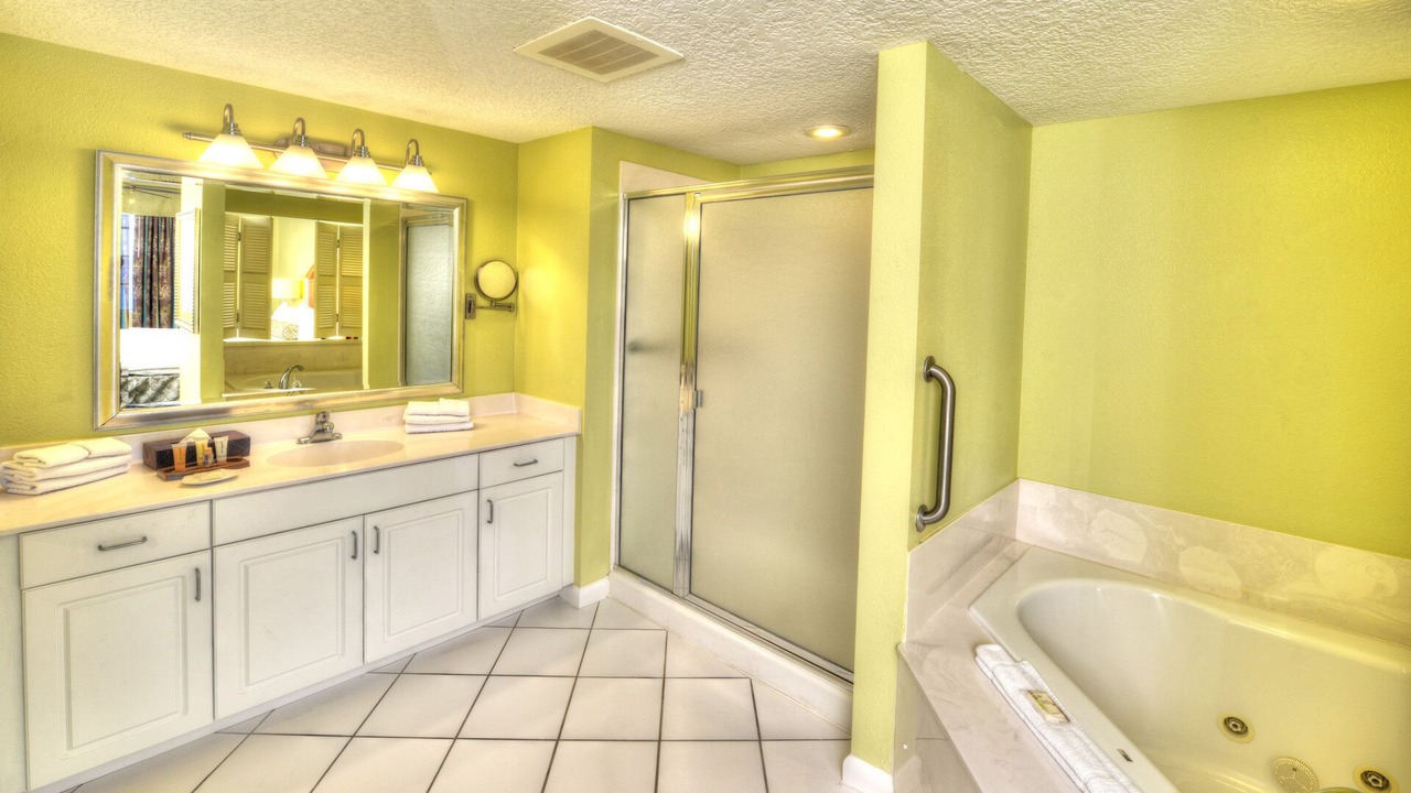 Photo of Bathroom in Brush - Stewarts