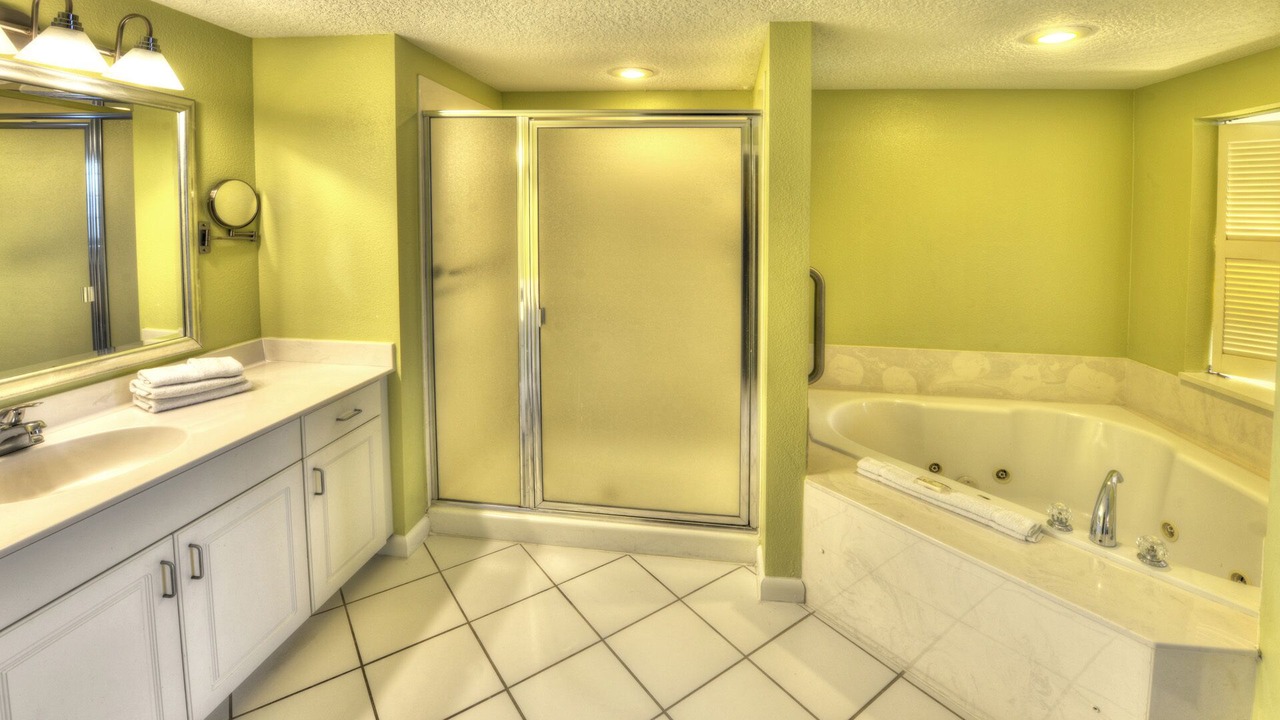 Photo of Bathroom in Brush - Stewarts