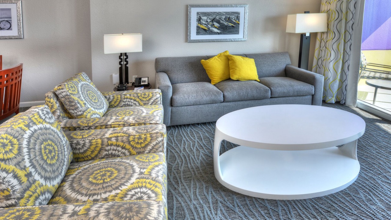Photo of Livingroom in Brush - Stewarts