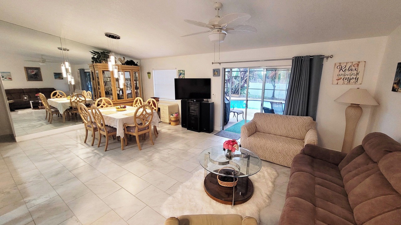 Photo of Livingroom in Indian Creek