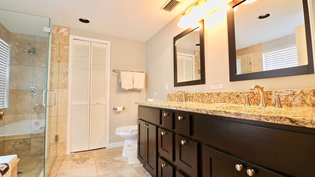 Photo of Bathroom in Lindfields