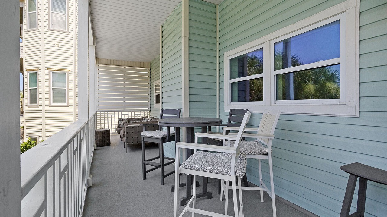 Photo of Patio Balcony in Crystal Shores