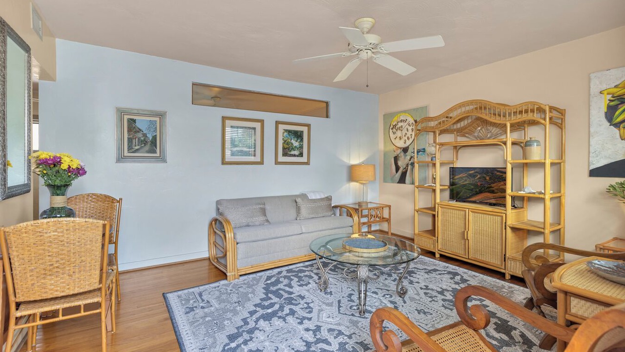 Photo of Livingroom in North Beach
