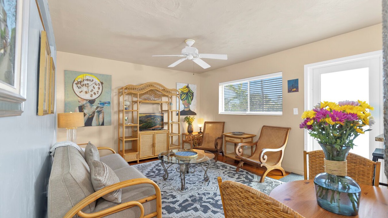 Photo of Livingroom in North Beach