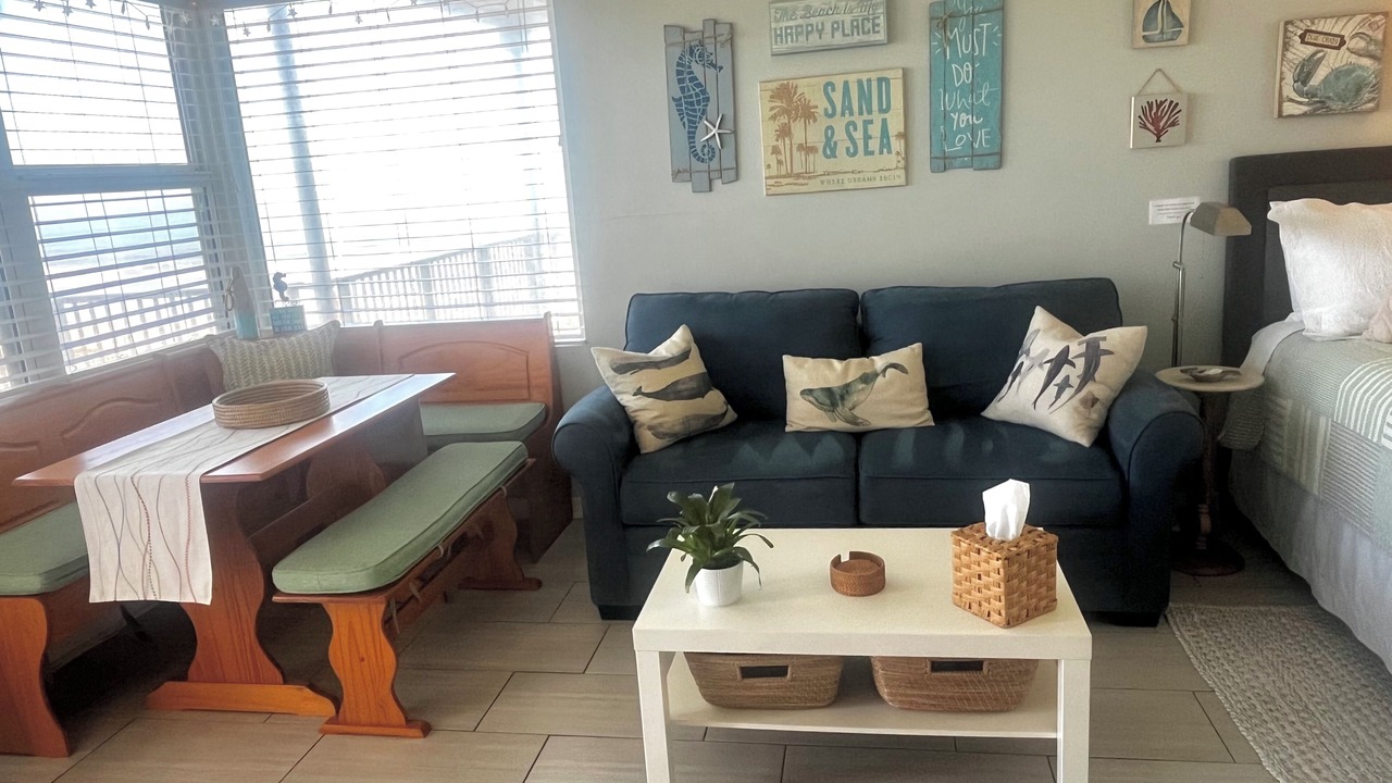 Photo of Livingroom in Lenox Park