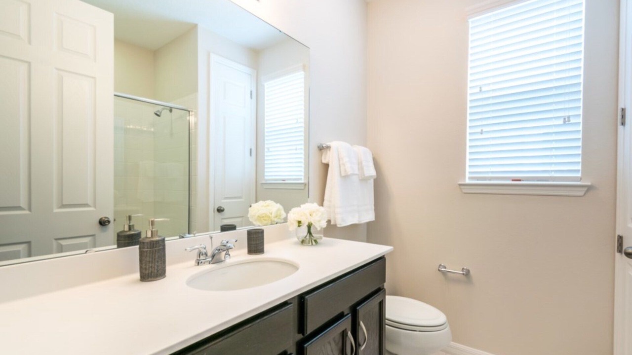 Photo of Bathroom in Indian Ridge