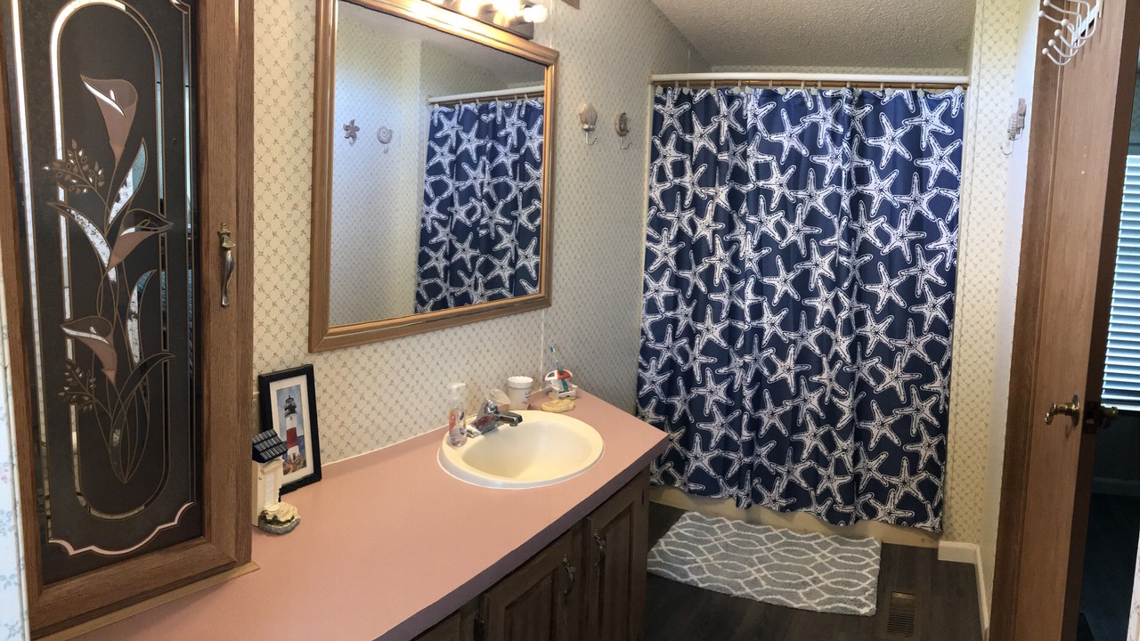 Photo of Bathroom in Tavernier