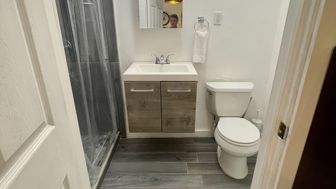 Photo of Bathroom in Sailboat Bend