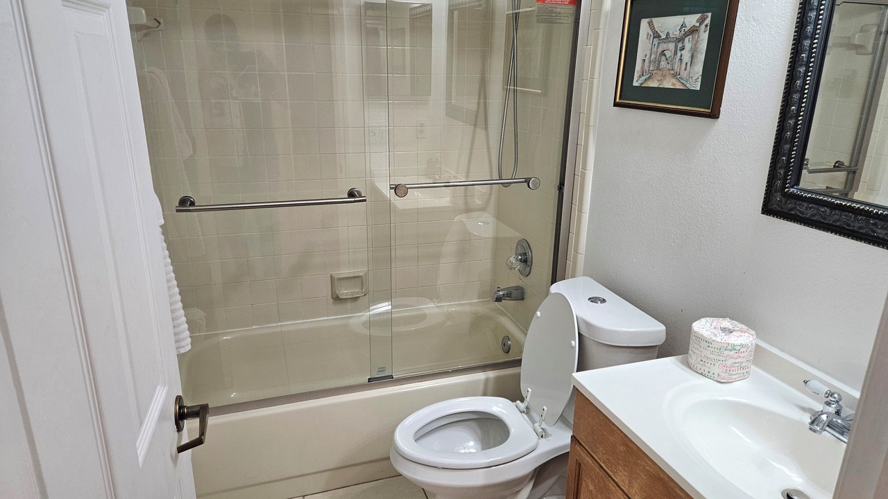 Photo of Bathroom in Alafaya Woods