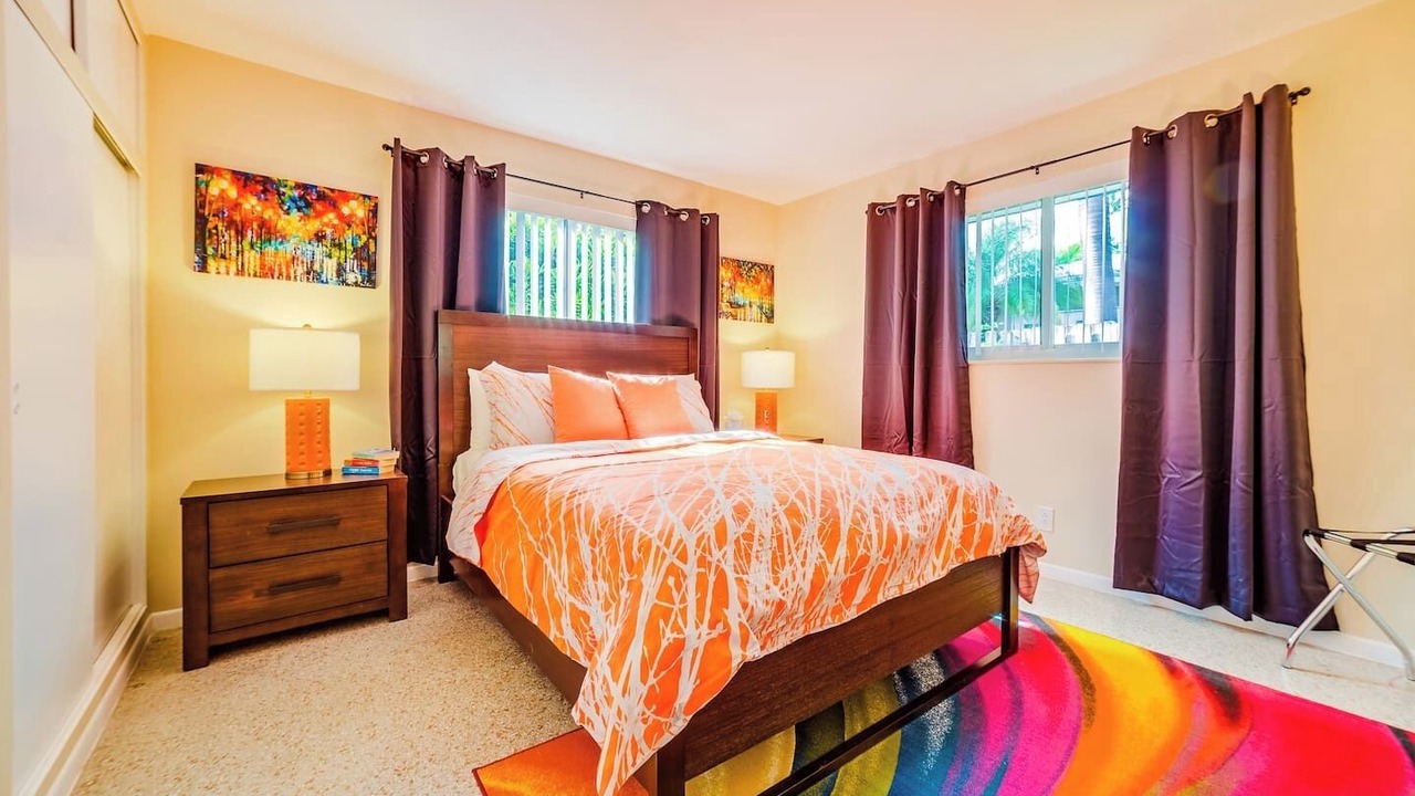 Photo of Bedroom in Poinsettia Heights