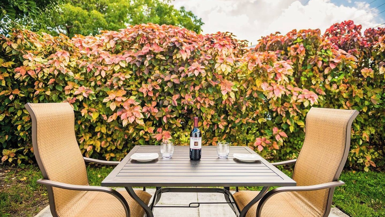 Photo of Outdoor in Poinsettia Heights