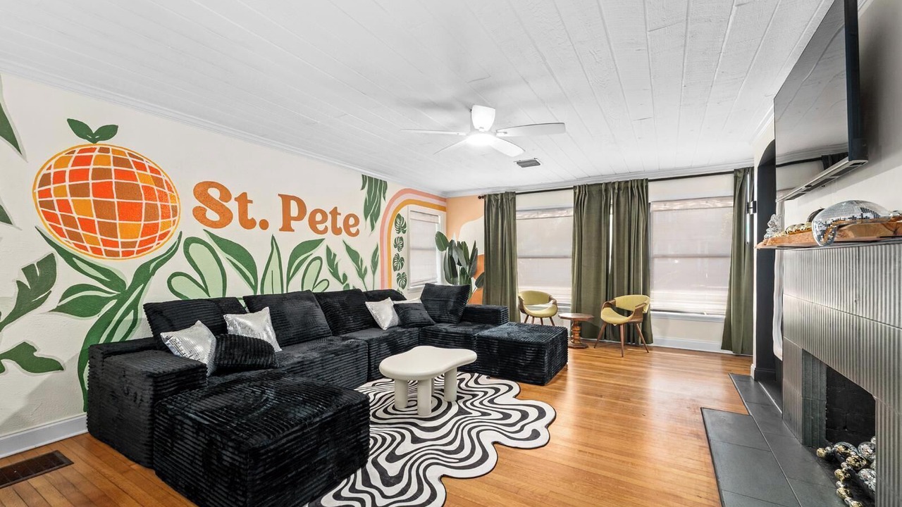 Photo of Livingroom in St. Petersburg - Clearwater
