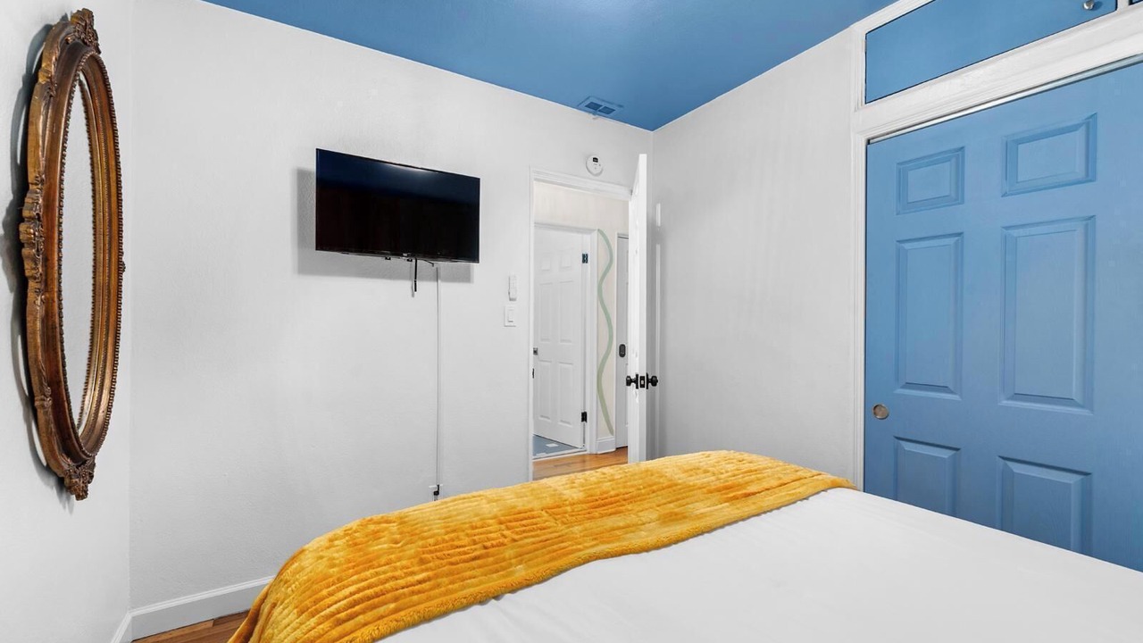 Photo of Bedroom in St. Petersburg - Clearwater