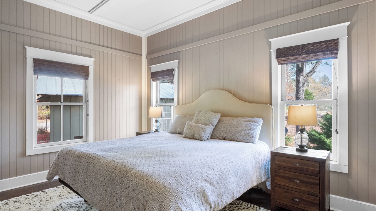 Photo of Bedroom in Crane Hill